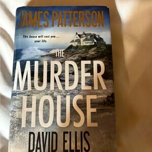 James Patterson 'The Murder House' Book - Blue and White Cover